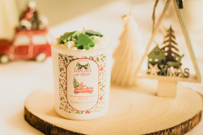 Iarna pe uliță - pin, zmeură, lemn