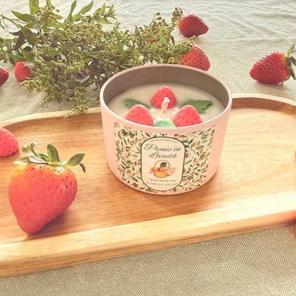 Picnic în livadă - căpșuni, zmeură, rubarbă, cedru